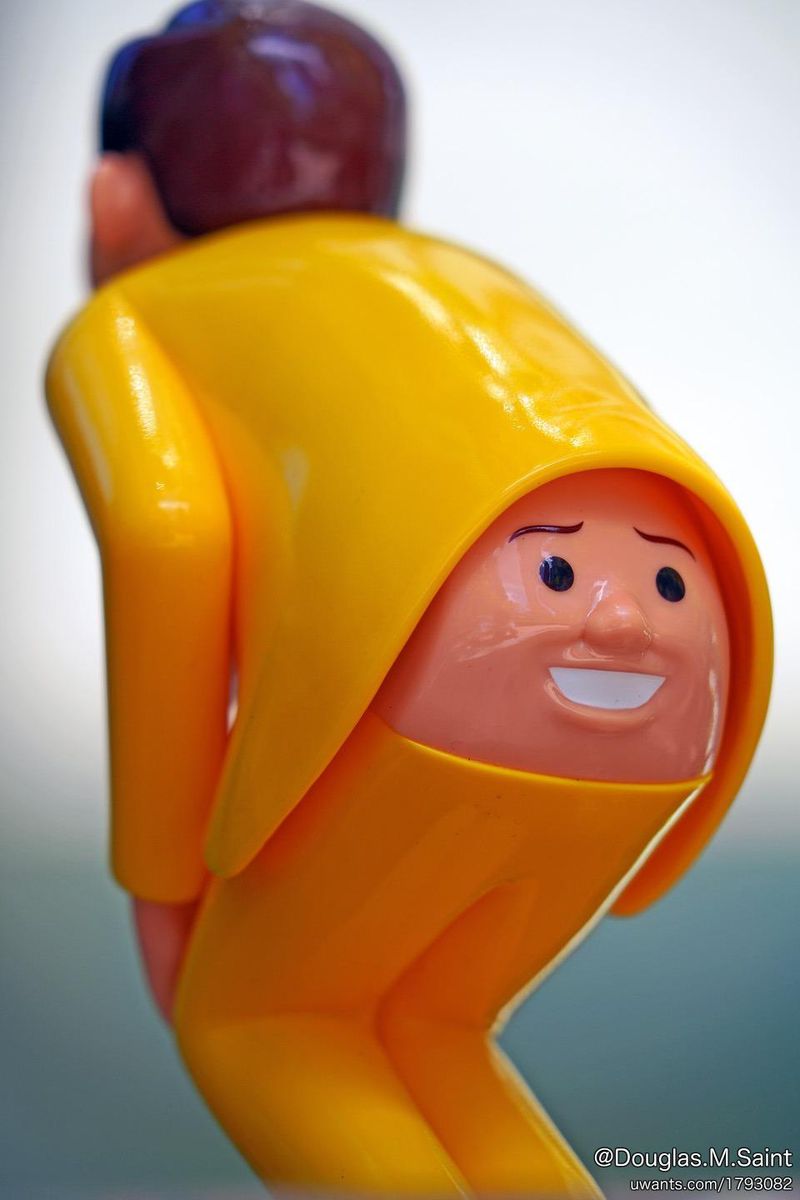 D.M.S. 玩具報告 - AllRightsReserved - Joan Cornella Bootyboop