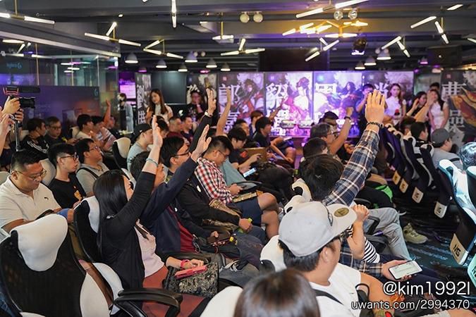 11_玩家熱絡參與活動的畫面.jpg