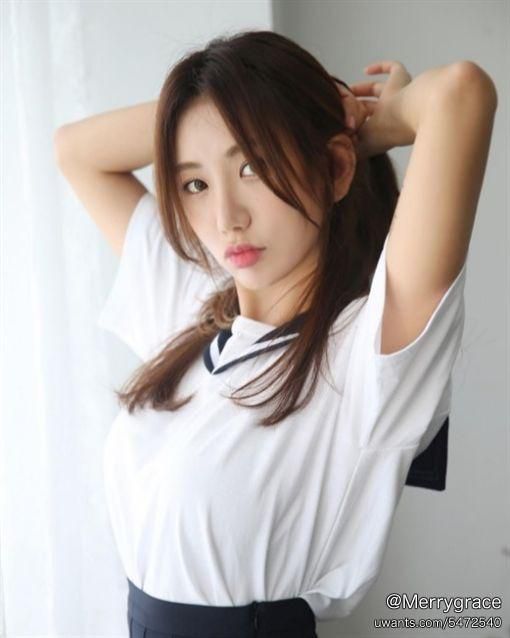 879938-XXL.jpg